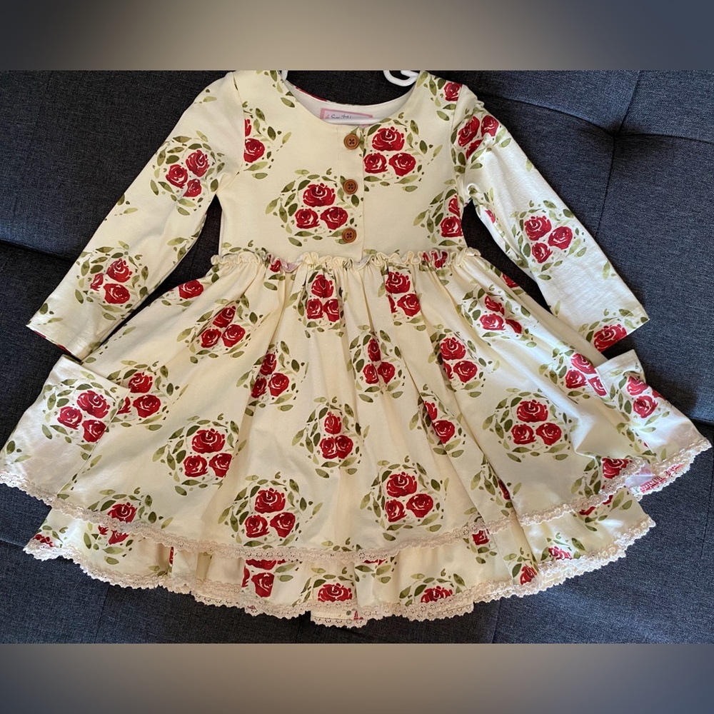 Dress - Picture 6 of 11